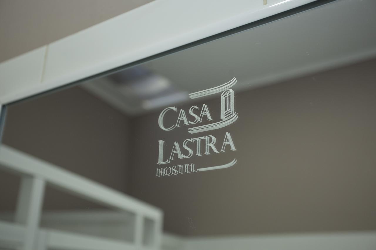 Casa Lastra Hostel 瓦尔帕莱索 外观 照片